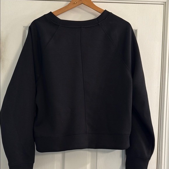 🆕‼️ - NWT - T/S by Thrive Black Crewneck Sweatshirt - Size Large - Picture 4 of 4